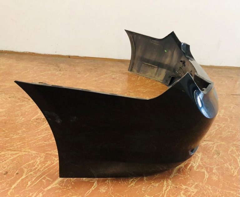 BMW 7 F01 ZADNÝ NARAZNIK KOMPLET