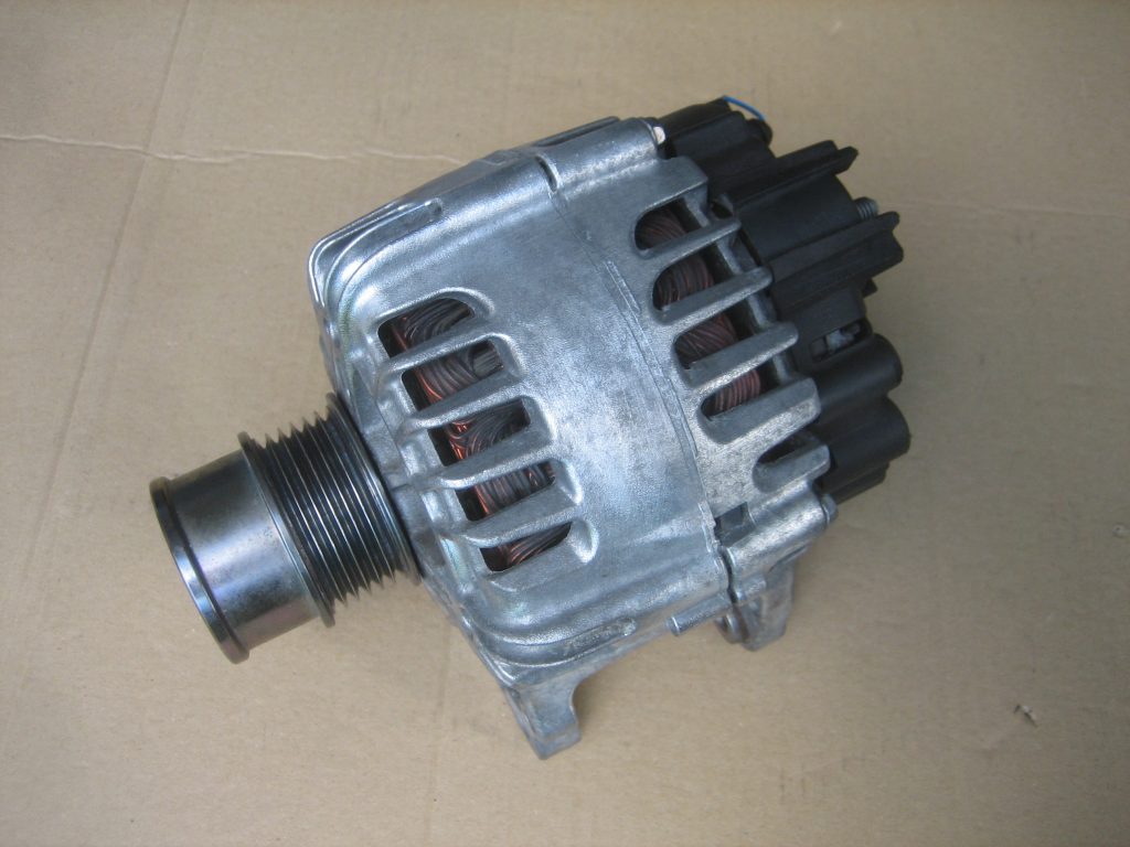Alternátor 04E903015 110A Audi, Seat, Škoda, VW
