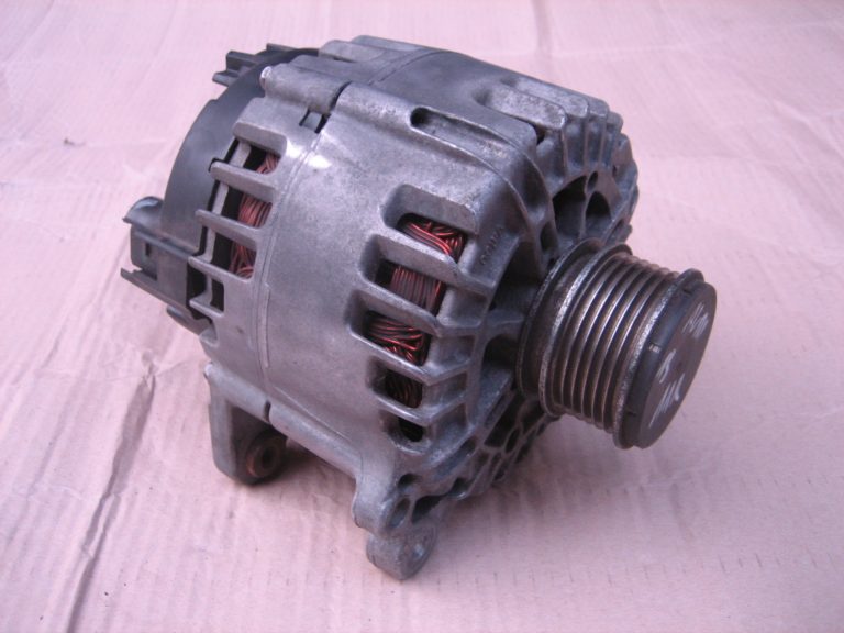 Alternátor 03L903023A 140A Valeo 1.6TDI CAY VW AG