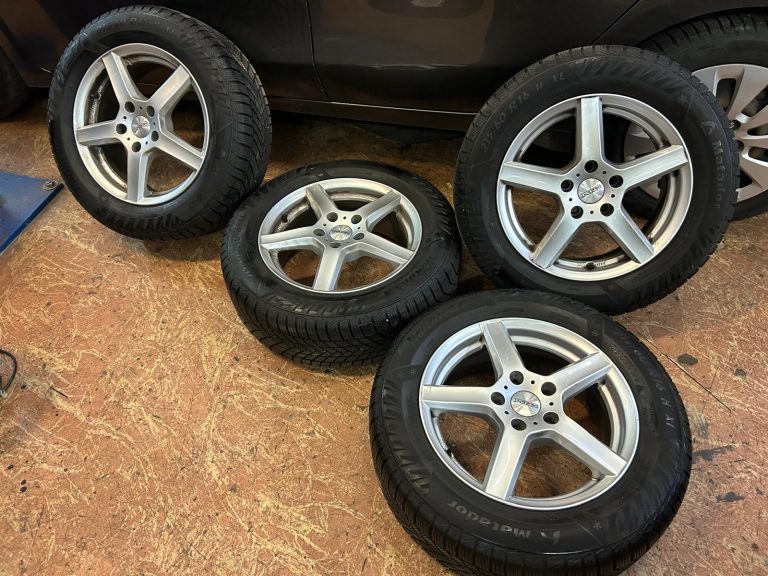 Zimne pneumatíky 215/60R16 H XL, elektróny Dezent